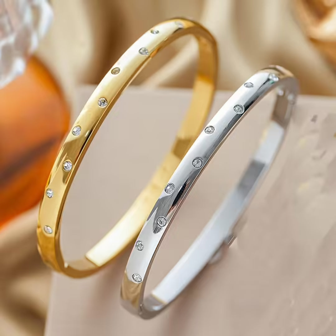 Tidløst forgyldt zirconia-armbånd