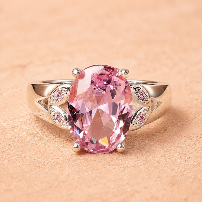 Yndefuld Ring med Rosa Sten