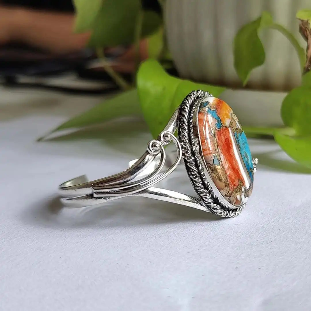 Bracelet with vibrant gemstone inlays