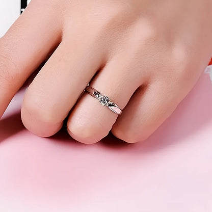 White gold ring with minimalist zirconia design