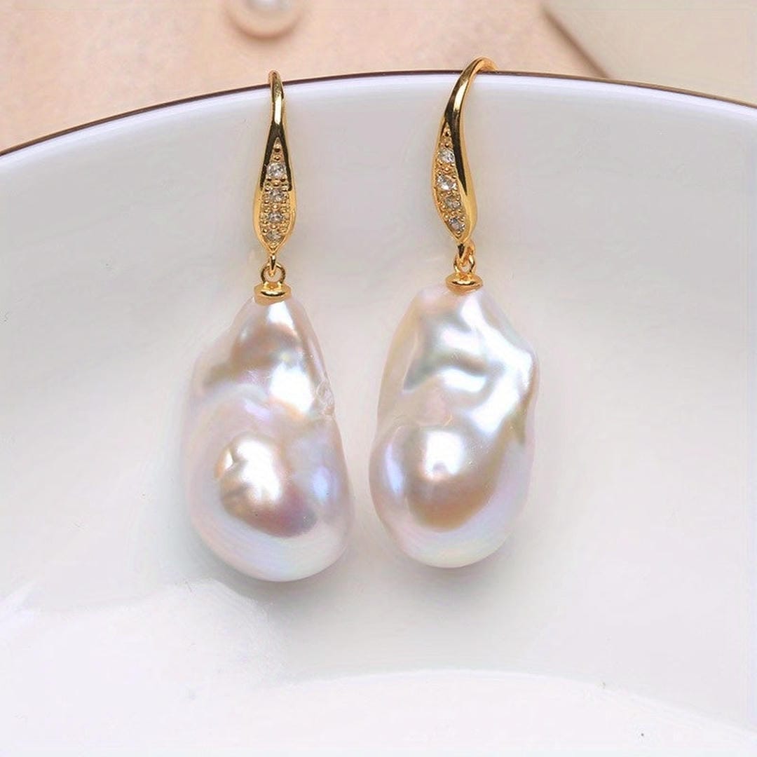 Baroque pearl hook earrings