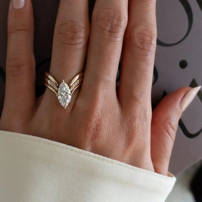 Ring set with marquise-cut diamonds