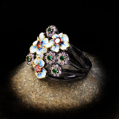 FARVERIG ENAJL BLOMSTER HAVE RING
