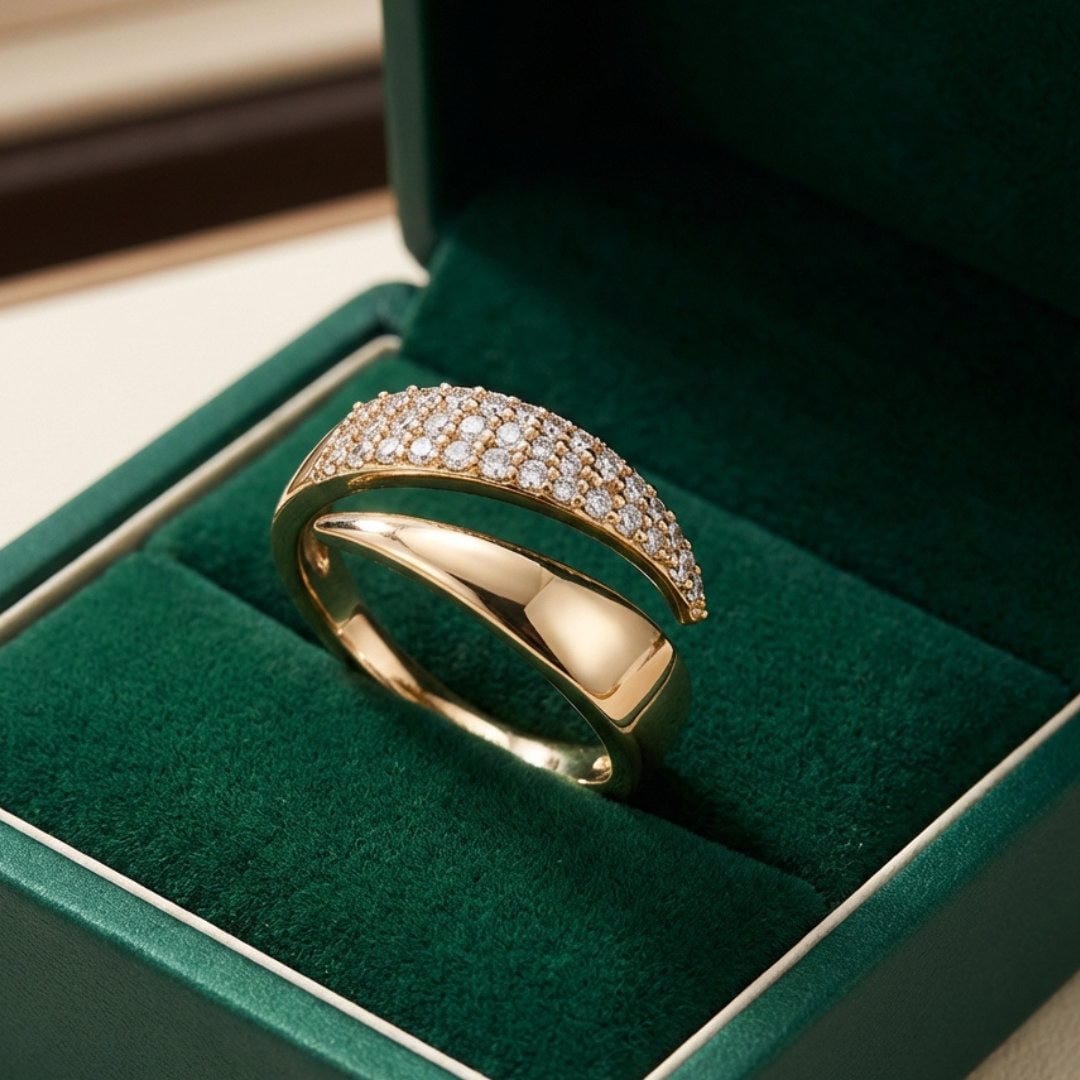 Elegant Guldring med Funklende Sten