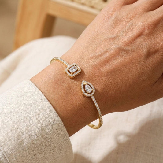 Armbånd med to sten i guld