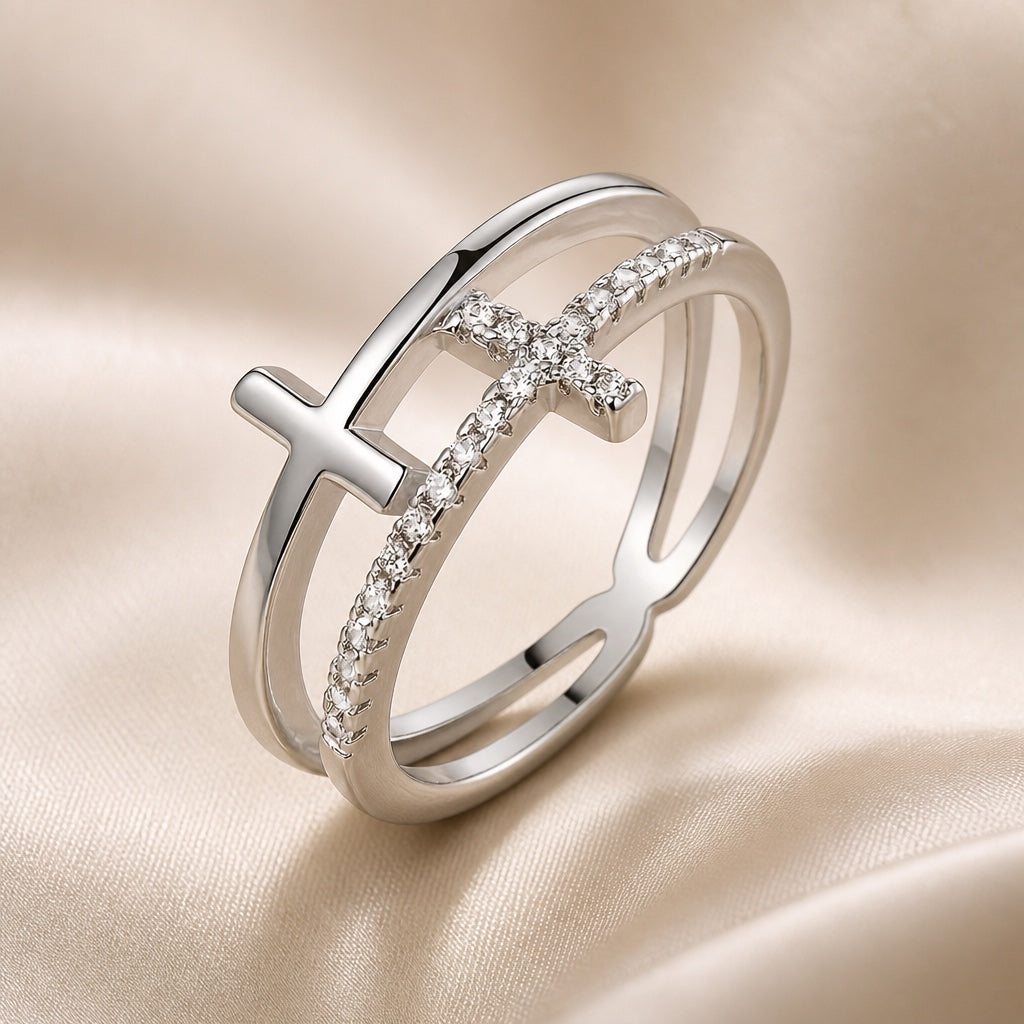 White gold double layer ring with zirconia cross