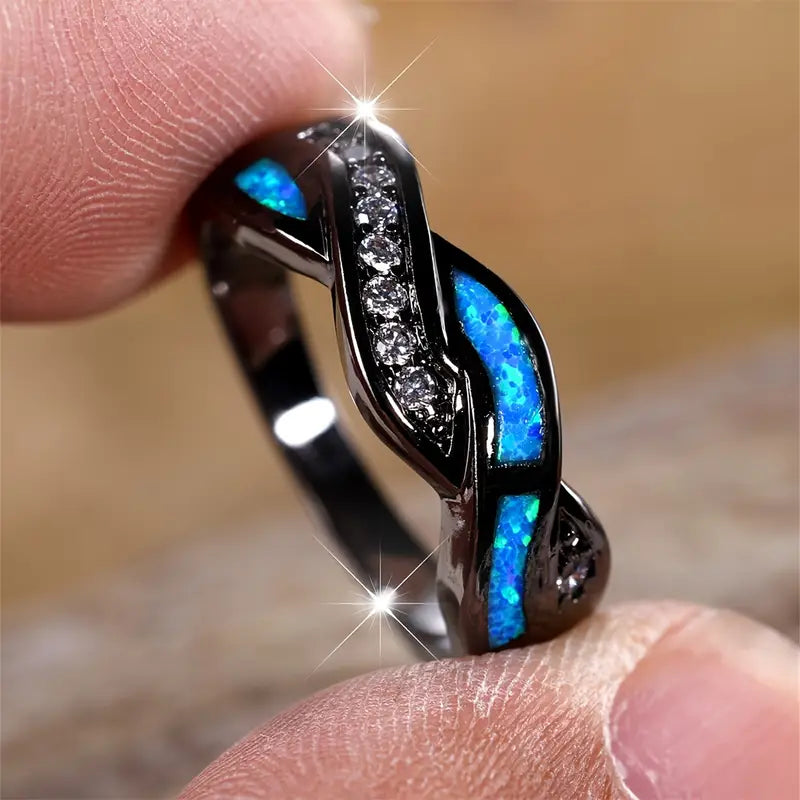 Thessia Lunebray Ring