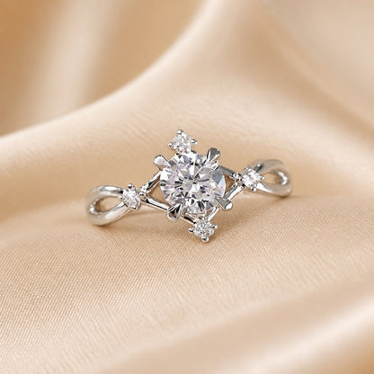 Rund zirkonia ring i hvidguld