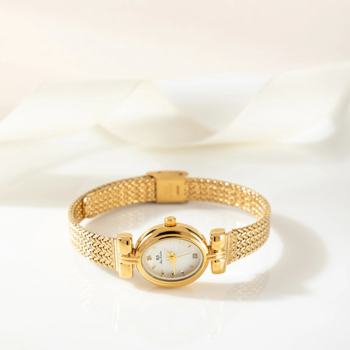 Selina Oval Guld