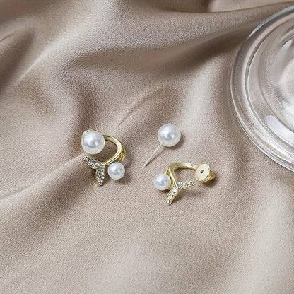 Earring with pearl and whale tail