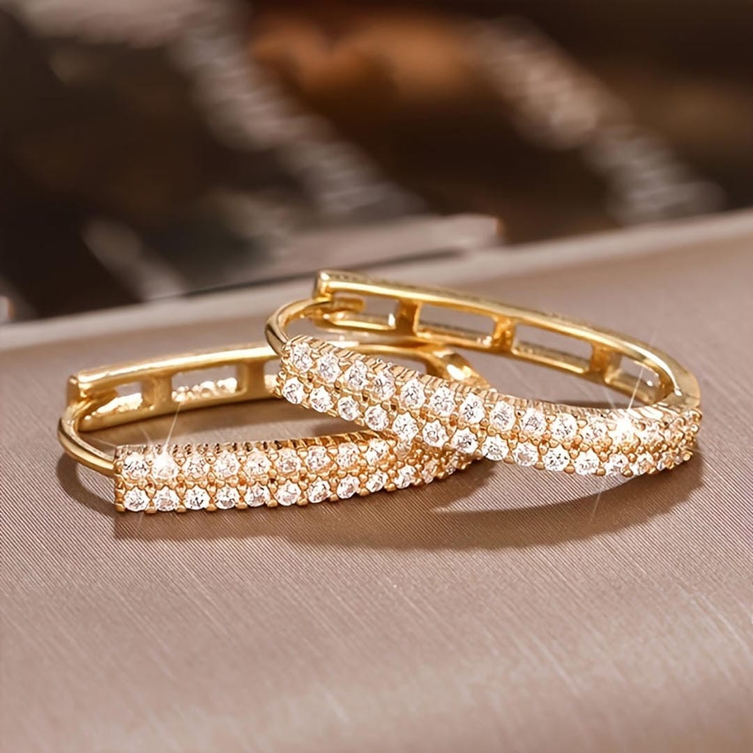 Elegant round zirconia earrings