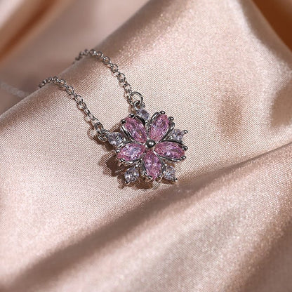 ZIRCON FLOWER NECKLACE WITH RAYS