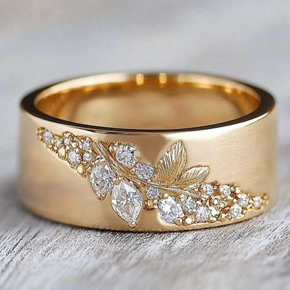 Exquisite Gold Zirconia Leaf Ring with Inlay