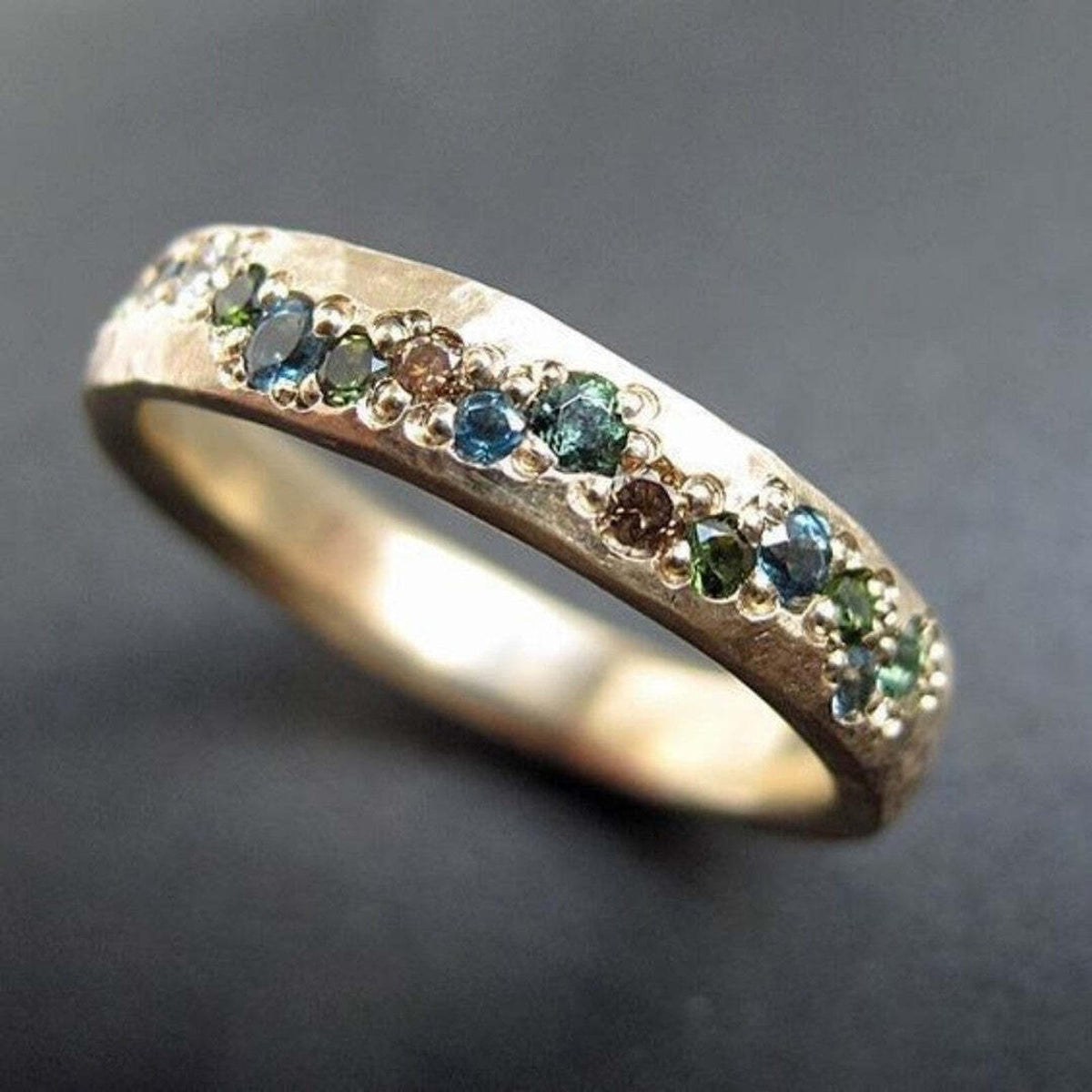 Vintage gold Bunter ring