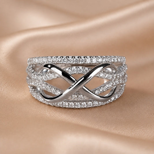 White gold-plated cubic zirconia infinity ring