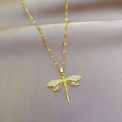 Crystal Dragonfly Necklace – A Symbol of Transformation and Beauty