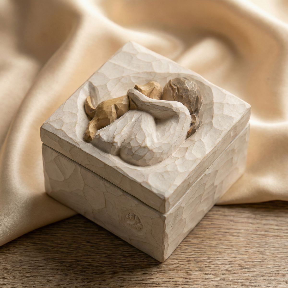 Handmade Jewelry and Souvenir Box – Heartfelt Storage for Keepsakes and Treasures