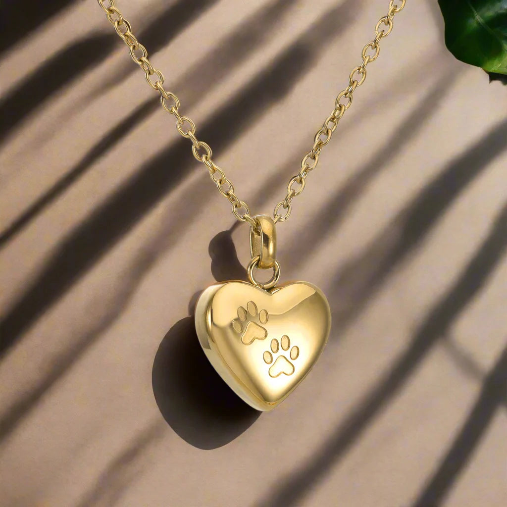 Pet Urn Necklace – Heart-shaped Pendant with Laser Engraving.