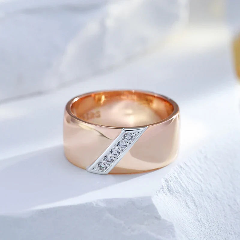 Timeless Multi-Zirconia Smooth Ring