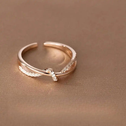 Classic cross knot ring