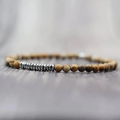 Tidløst armbånd af lavasten