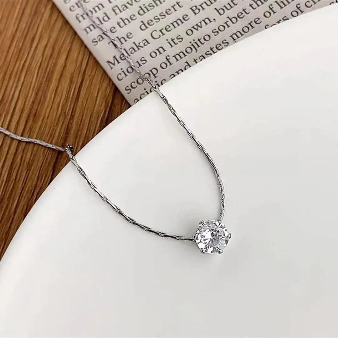 Delikat Solitaire Vedhængshalskæde