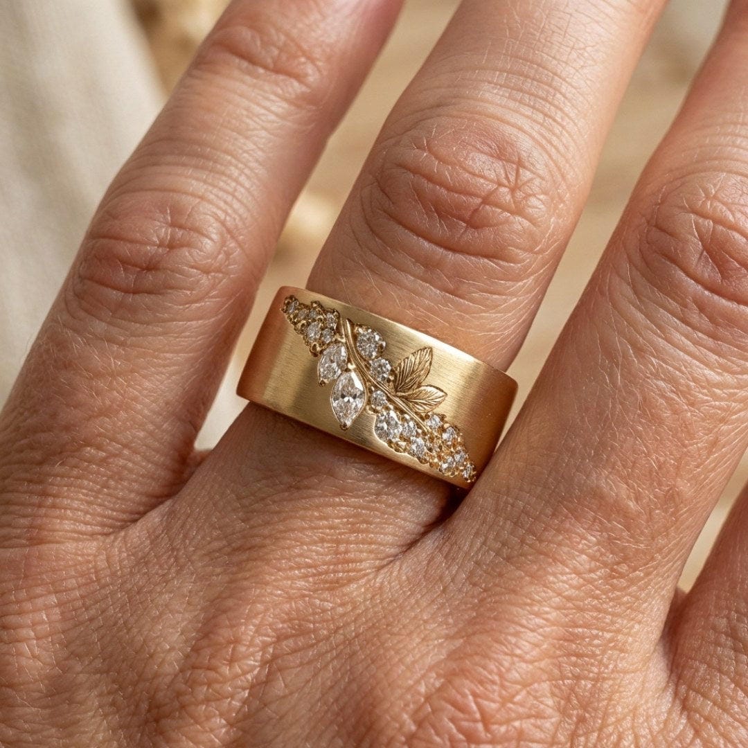 Exquisite Gold Zirconia Leaf Ring with Inlay