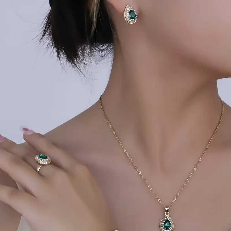 Noémie Smaragd Guld