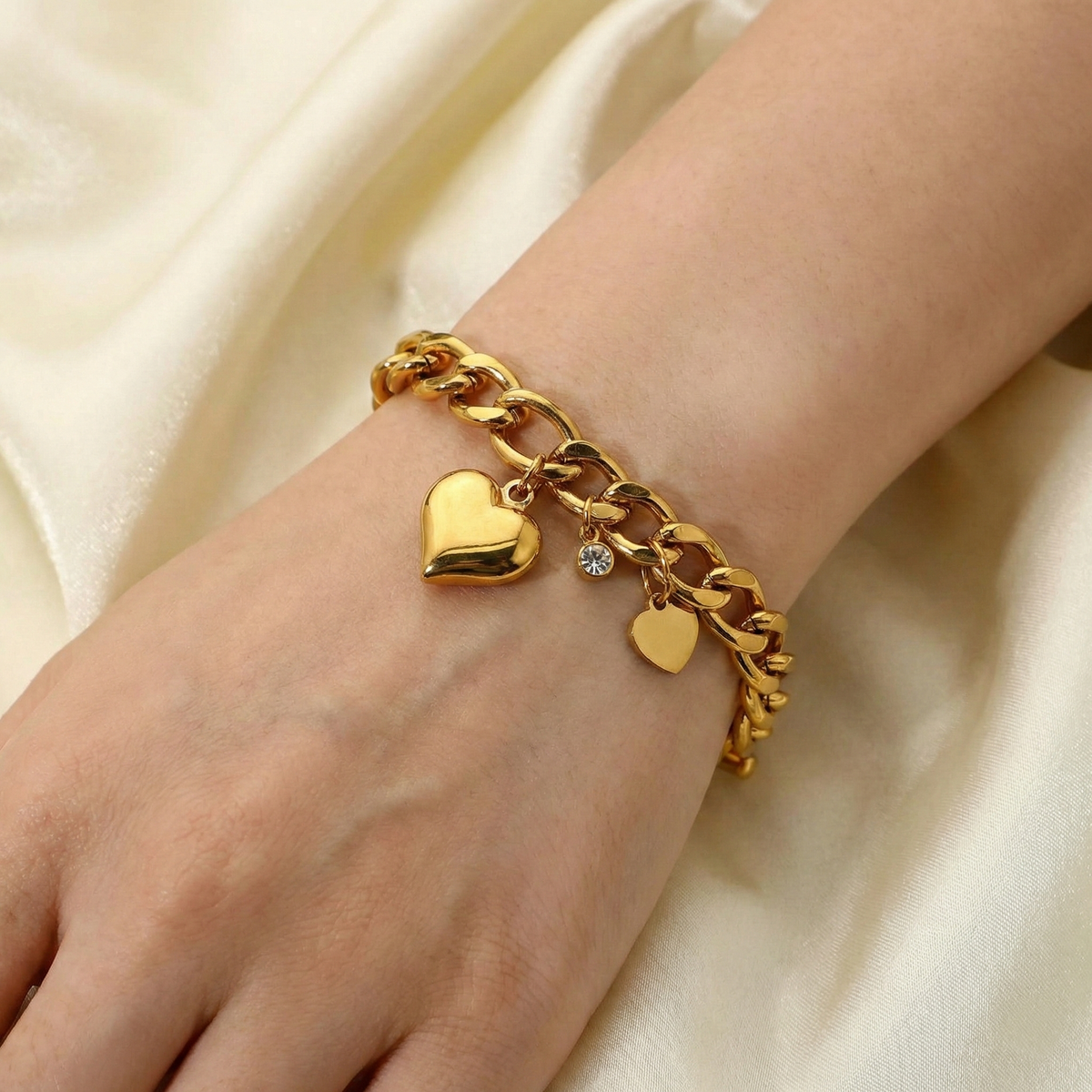 Francesca Goldled Store