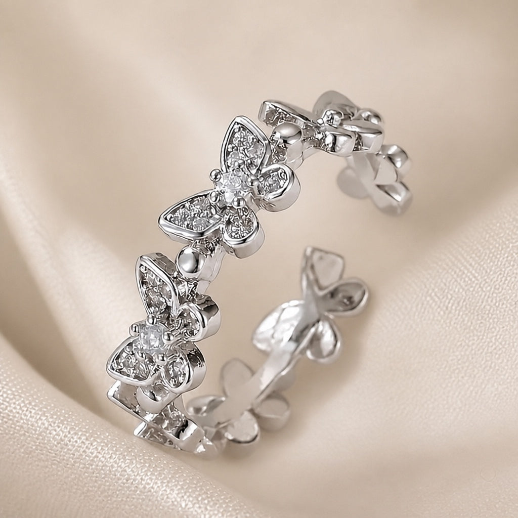 Hvidguld Sommerfugle Ring med Rhinestones