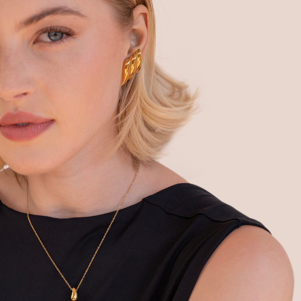 Leonora Wavy Gold